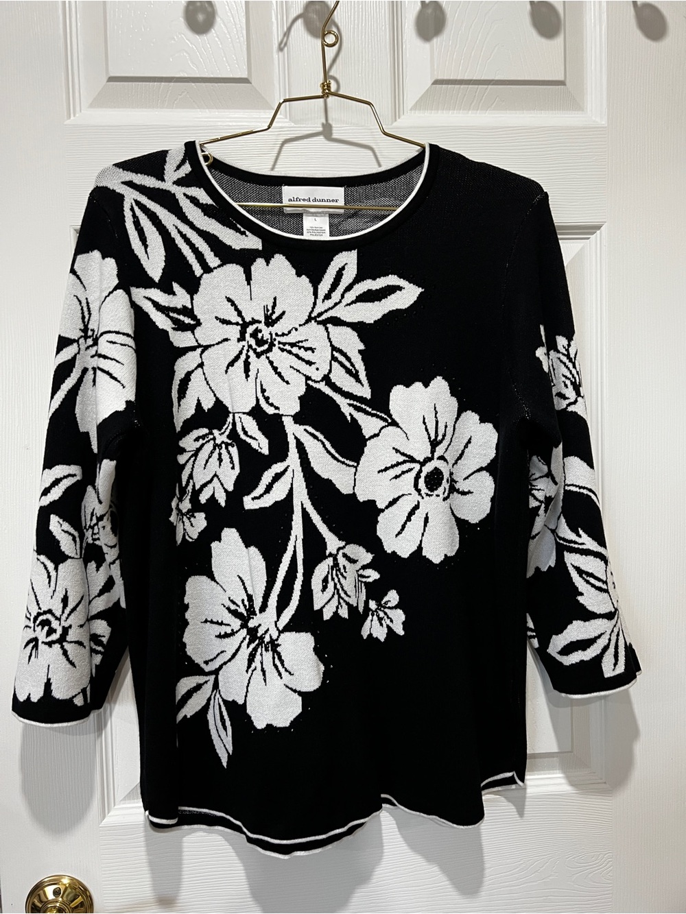 Alfred Dunner Black White Drama Floral Jacquard Crew Neck Sweater Size Large